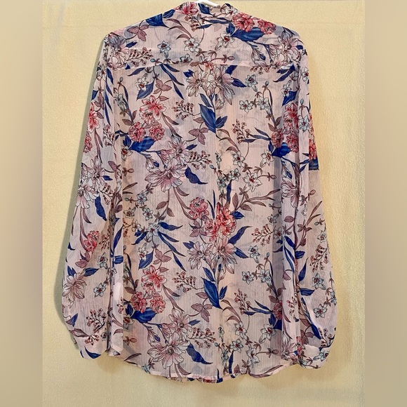 Kut from the Kloth sheer blouse - Picture 3 of 9